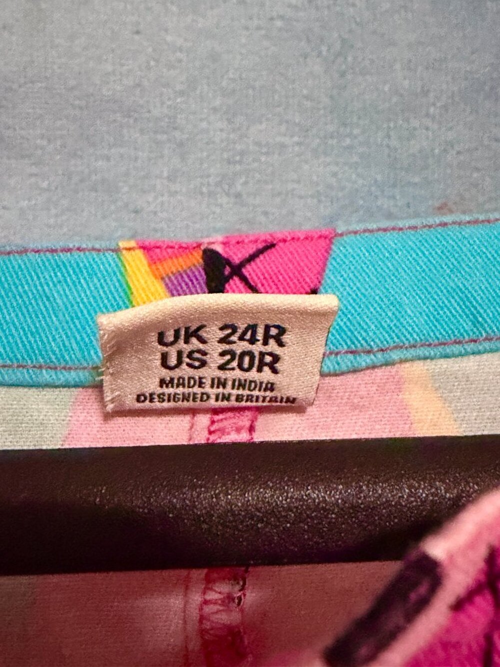 Lucy & Yak RARE Limited Edition Bayside Dungarees UK 24R, US 20R (roughly 2XL) - Picture 4 of 5